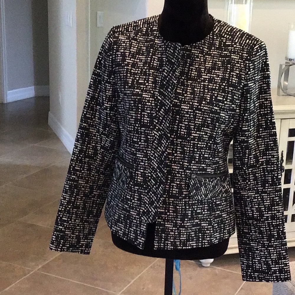 Helene London zip front jacket, black/white, size medium